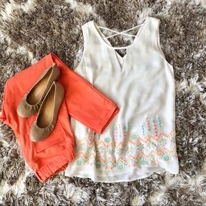 🧡Embroidered White Tank Top